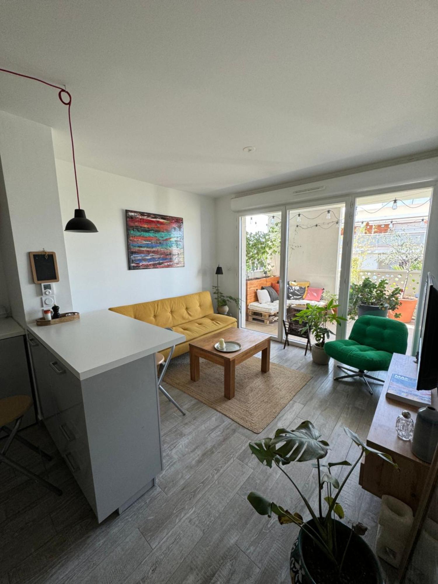 Calme - Terrasse - Clim - Proche Stade & Calanques