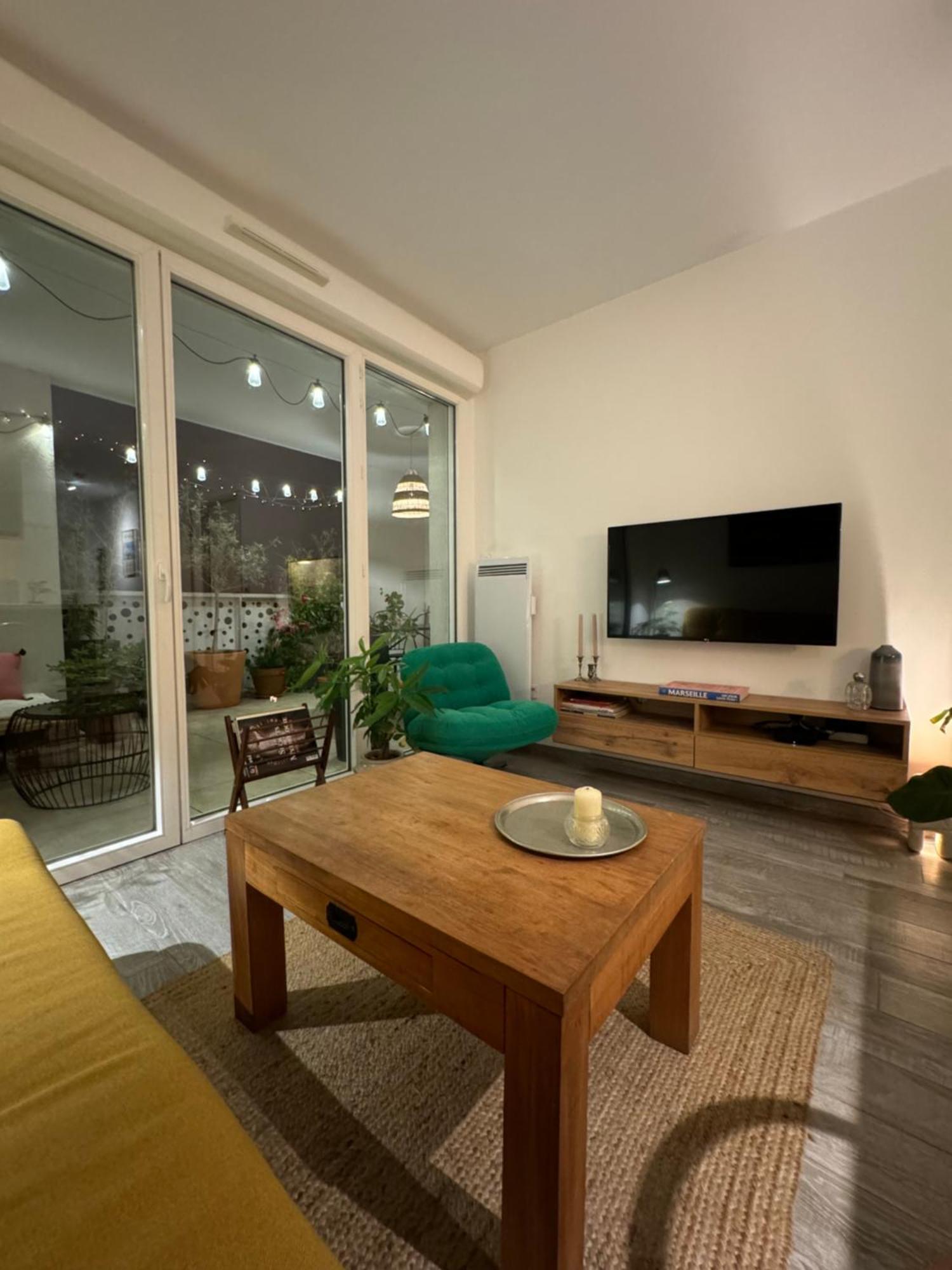 Apartment Calme - Terrasse - Clim - Proche Stade & Calanques